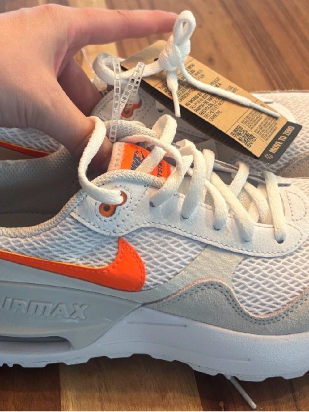 Nike Kids White & Orange Air Max Low-Top Sneaker